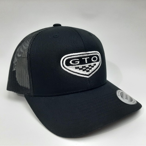 Pontiac GTO Embroidered Curved Bill Mesh Snapback Hat Black Trucker - Picture 2 of 4